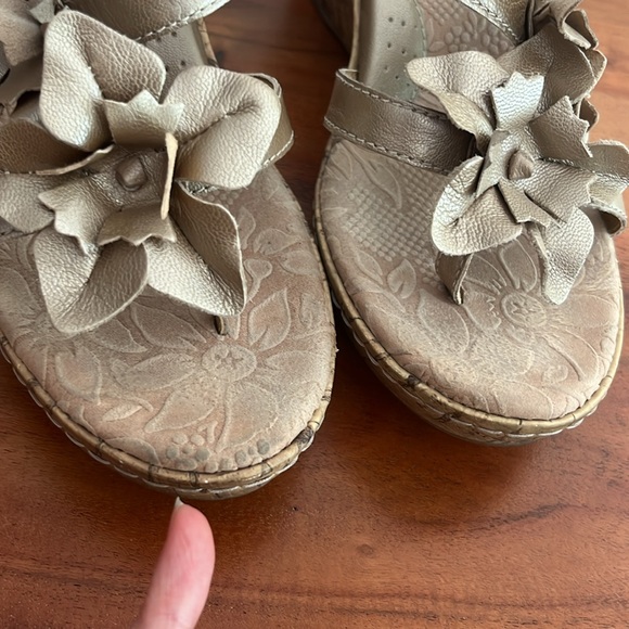 BOC Born Concept Cork Metallic Wedge Shoes sz 9 or 40.5 - Picture 3 of 9